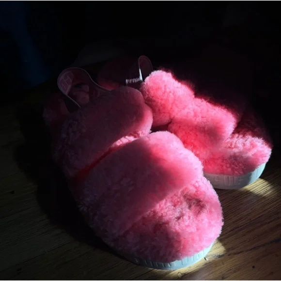 UGG Women Shoes Slipper Slide FLUFFITA Sheepskin Pink Size 7 - Picture 2 of 5